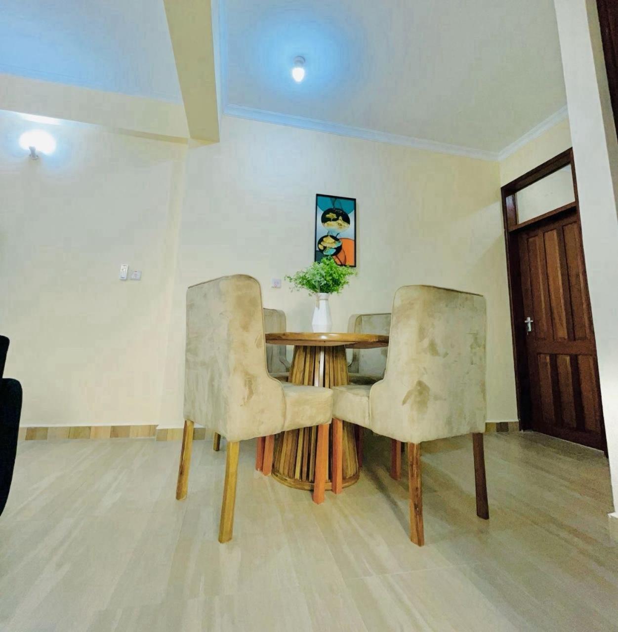 R&K Two Bedroom Apartment Dar es Salaam Exterior foto